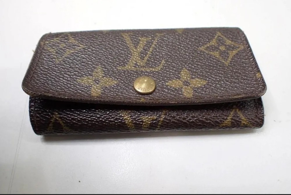 Louis Vuitton Key Case Monogram Multicles 4 Hooks RA0064 Authentic