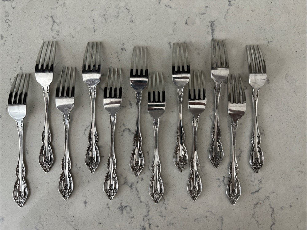 Oneida BRAHMS Community Stainless Flatware & Serving/Hostess 88 Pieces