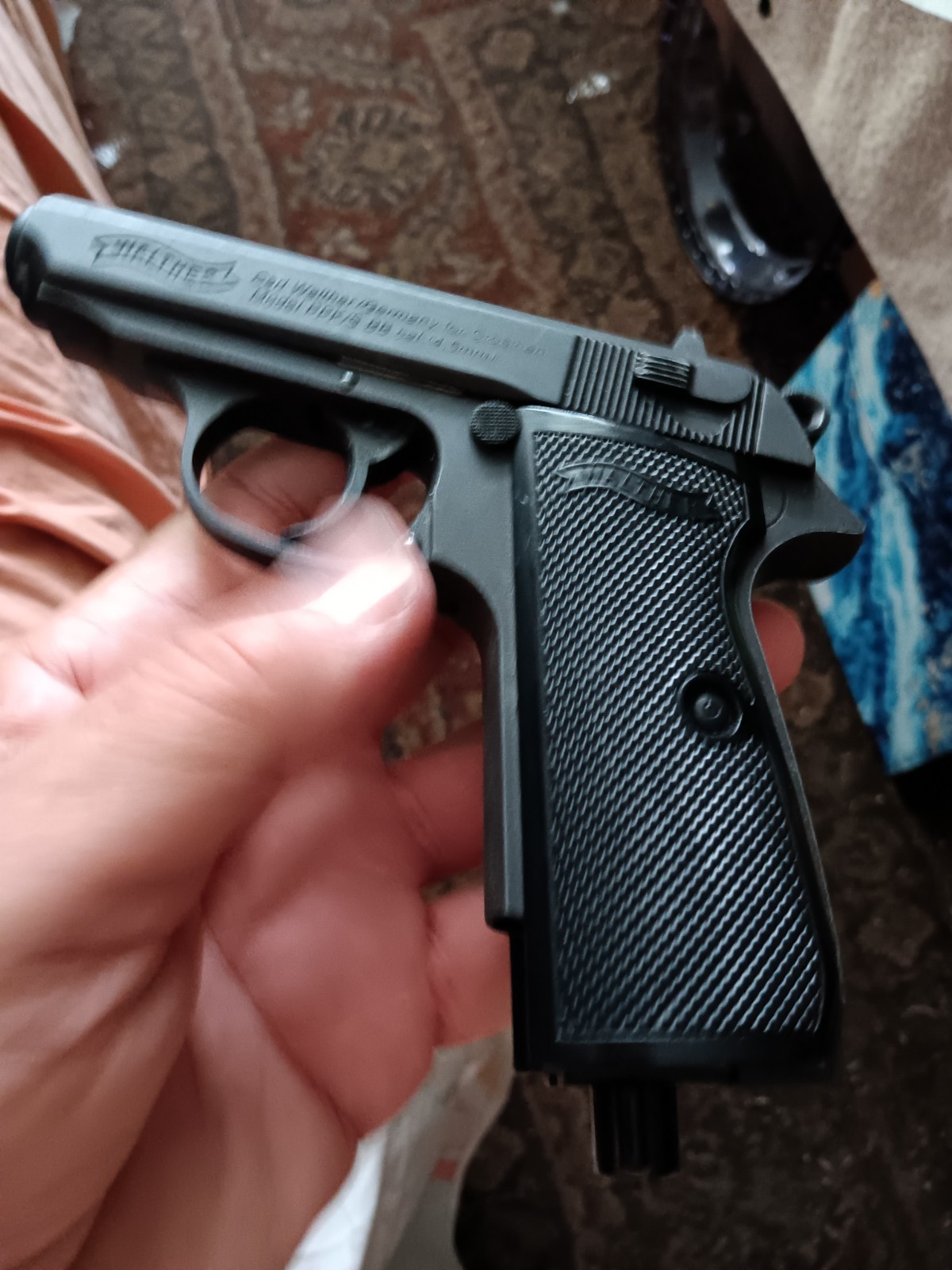 Vintage Crosman Walther PPK/S BB cal. (4.5mm) CO2 Air Pistol Untested