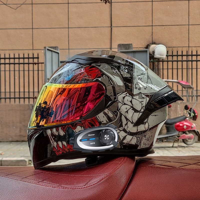 Full Face Motorcycle Bluetooth Intercom Helmet Built-in High Definition Camera