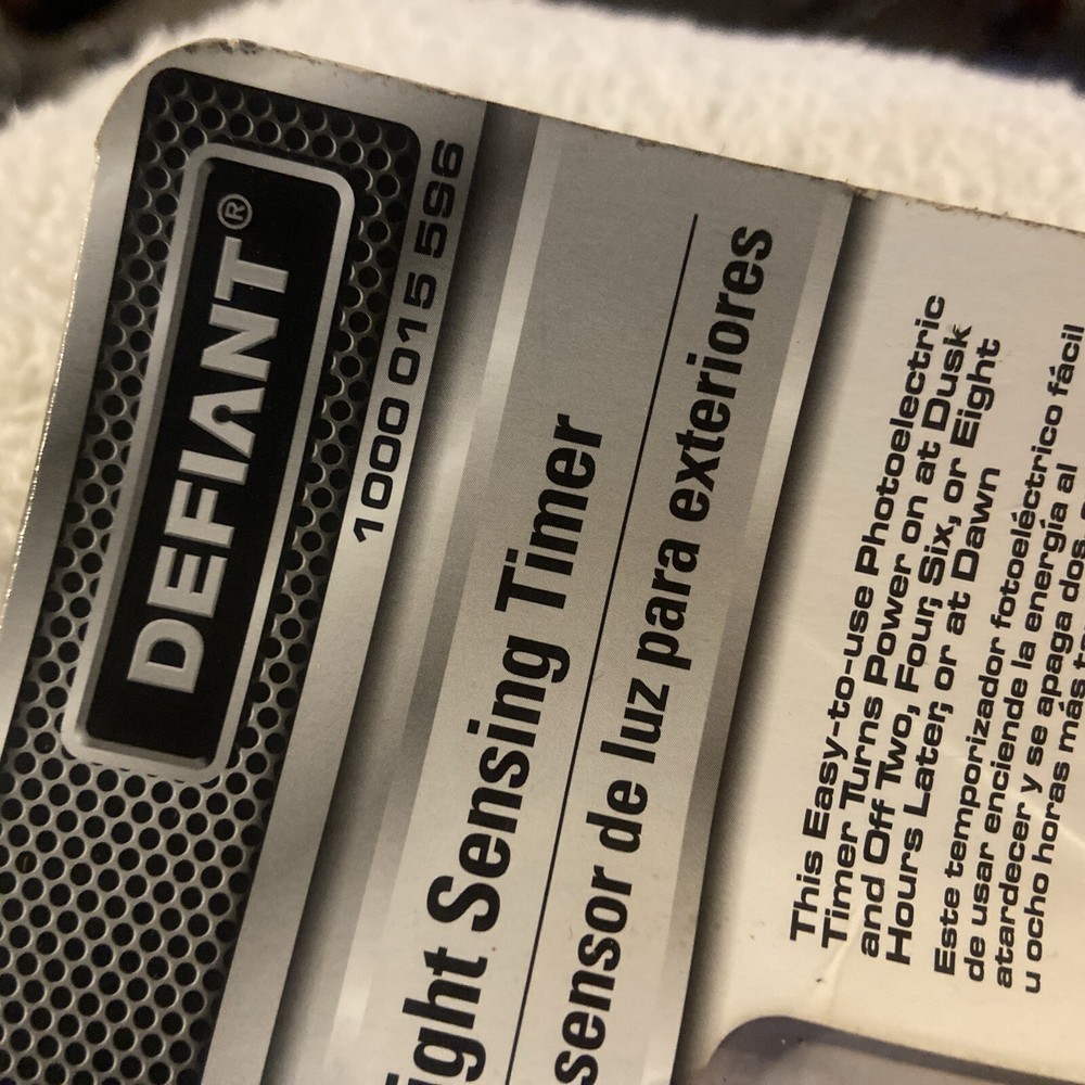 Defiant Outdoor Plug-In Light Sensing Timer