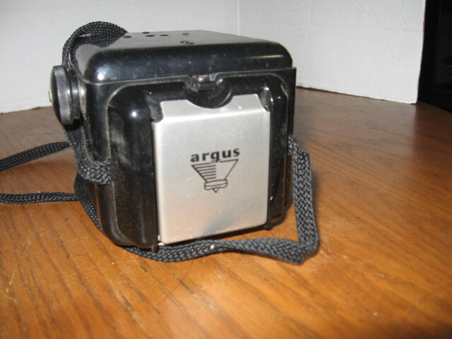 Argus 75 Vintage Box Camera - Untested