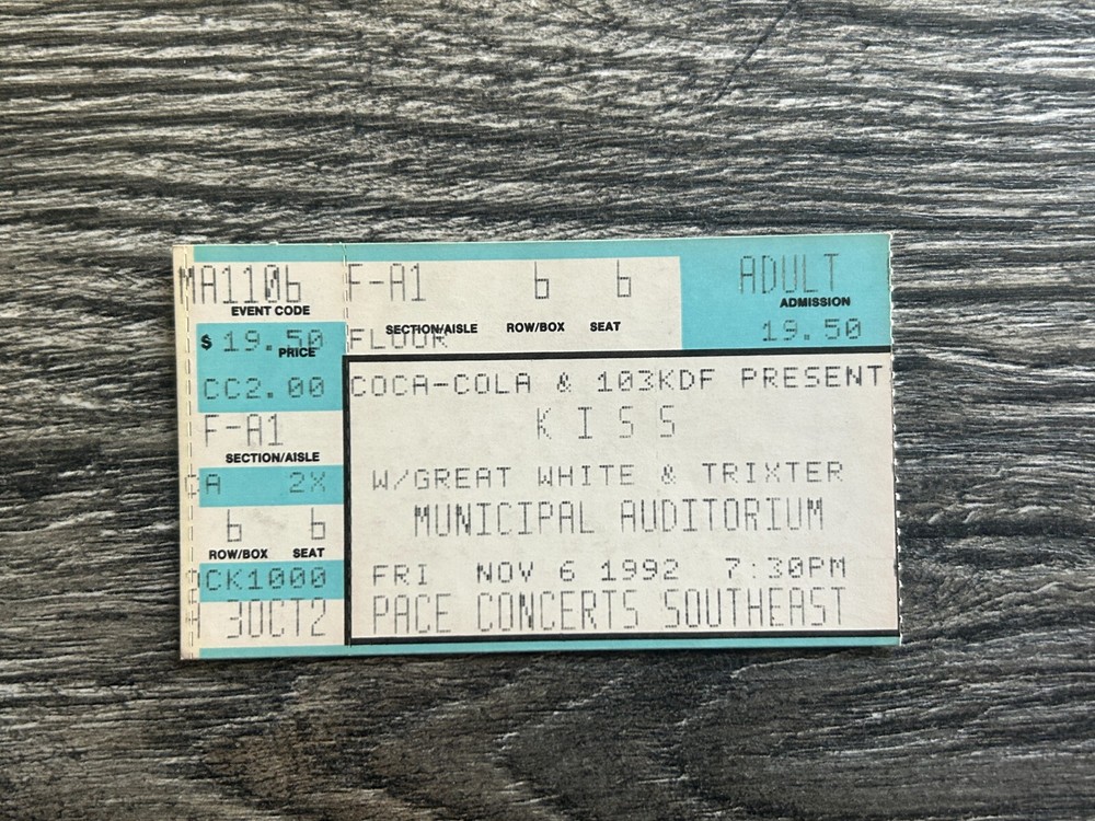 KISS TICKET STUB Nashville Tennessee Nov 1992 Revenge Concert Tour Vintage Kiss