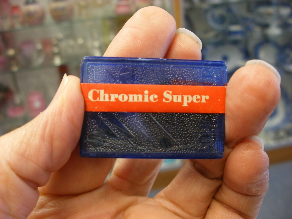 Phonograph Gramophone - Needle Tin - Plastic Packet - Chromic Super - Unopened
