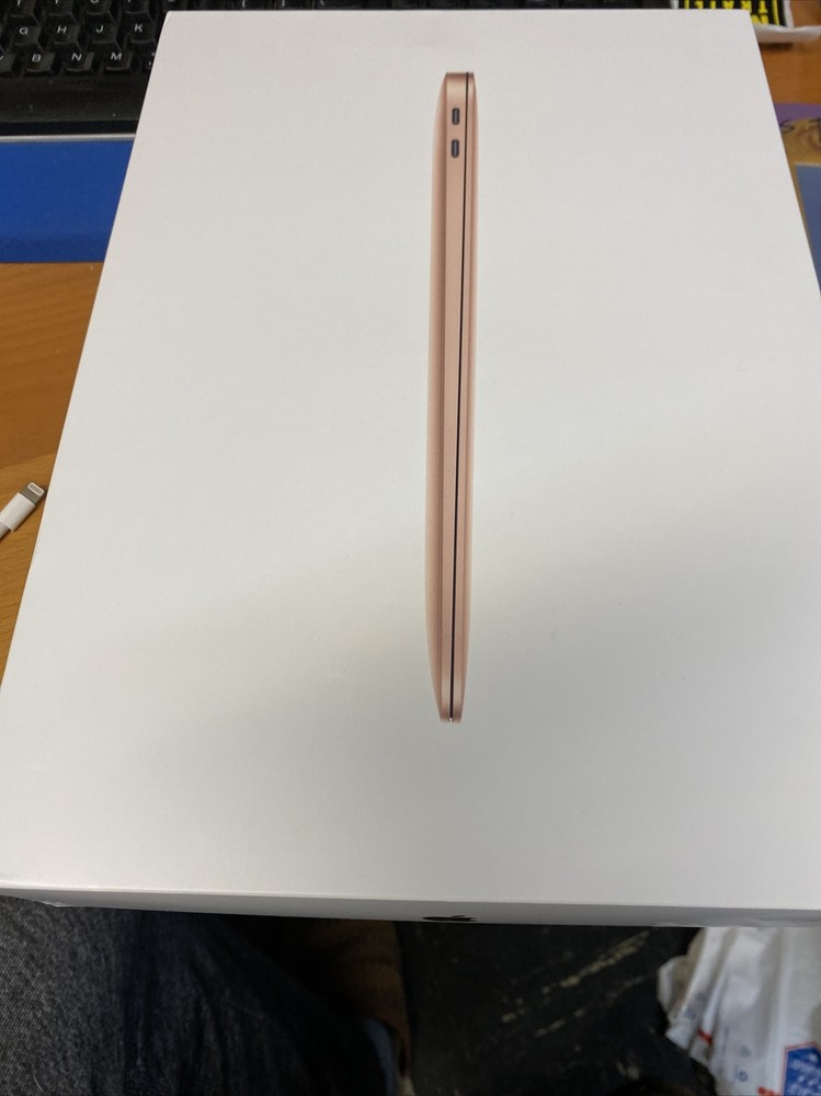 100% Auth Apple MacBook Air 13 In Gold Empty Box