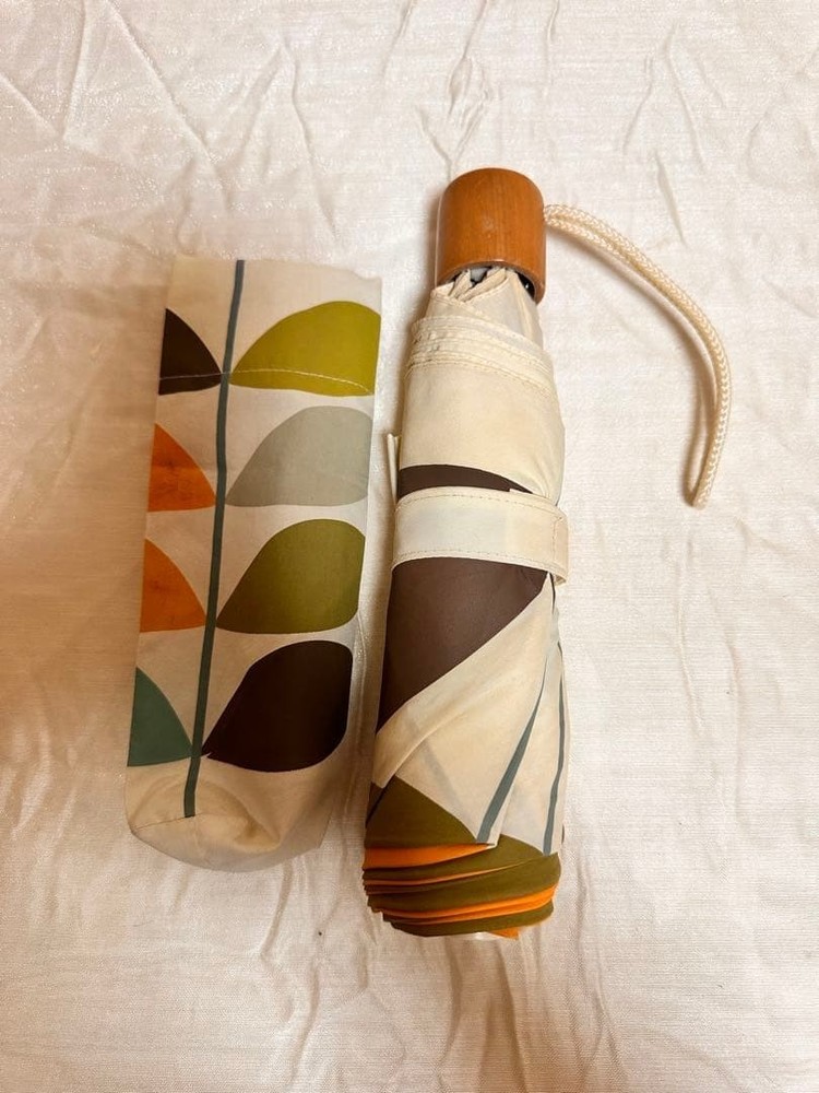 Orla Kiely Folding Umbrella Stem Leaf Pattern Leaves All-Over Pattern Authentic