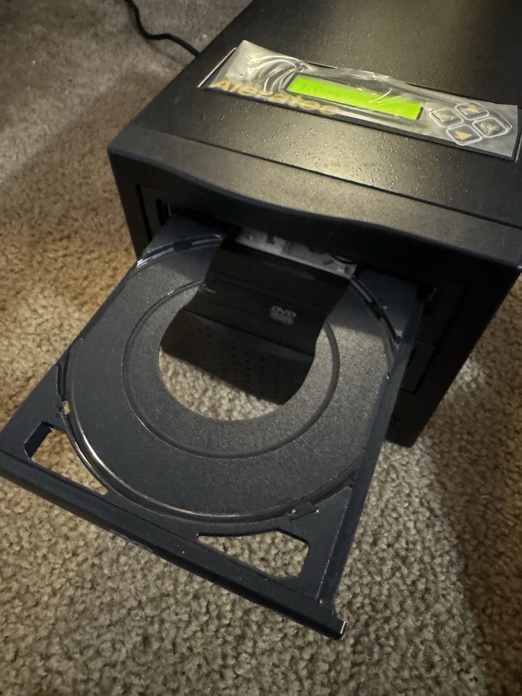 Aleratec DVD/CD Copy Cruiser Pro LS Stand-Alone Disc Duplicator Tower Tested