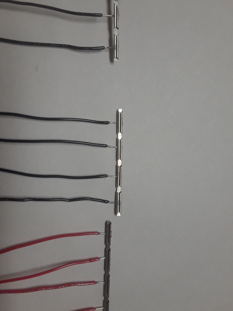 HO Scale 10 Pair Solid Power Wire Rail Joiners terminal Connector Code 83/100