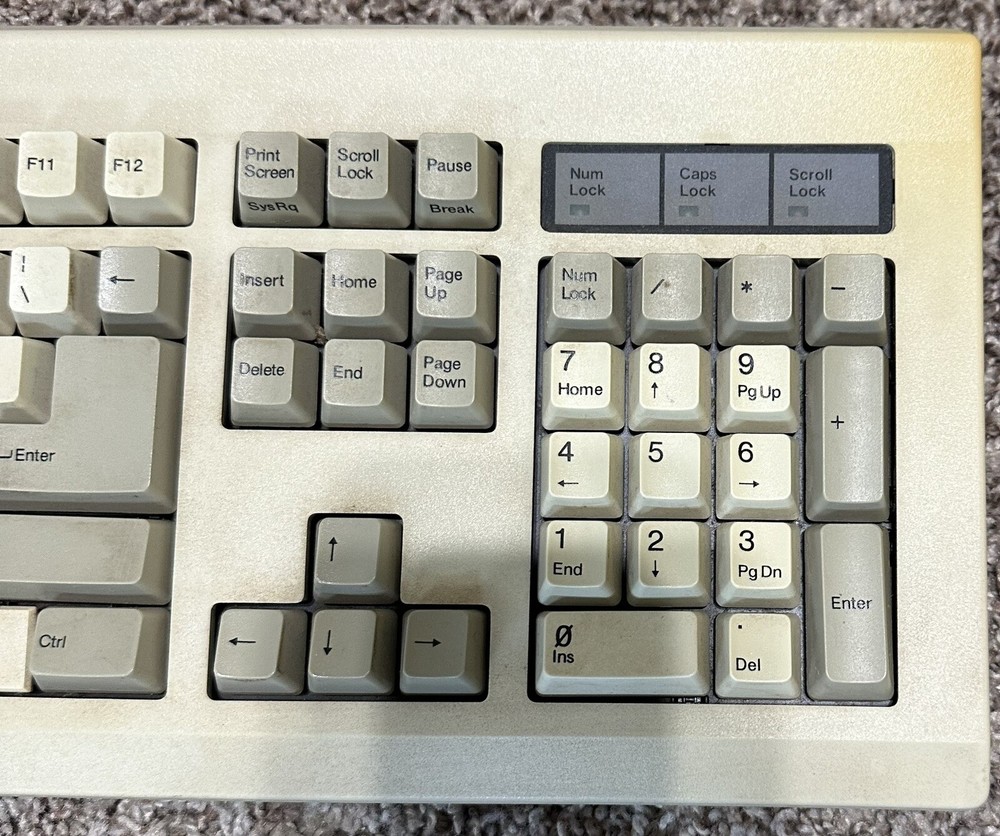 Datacomp Electronics Vintage Keyboard DFK121A08