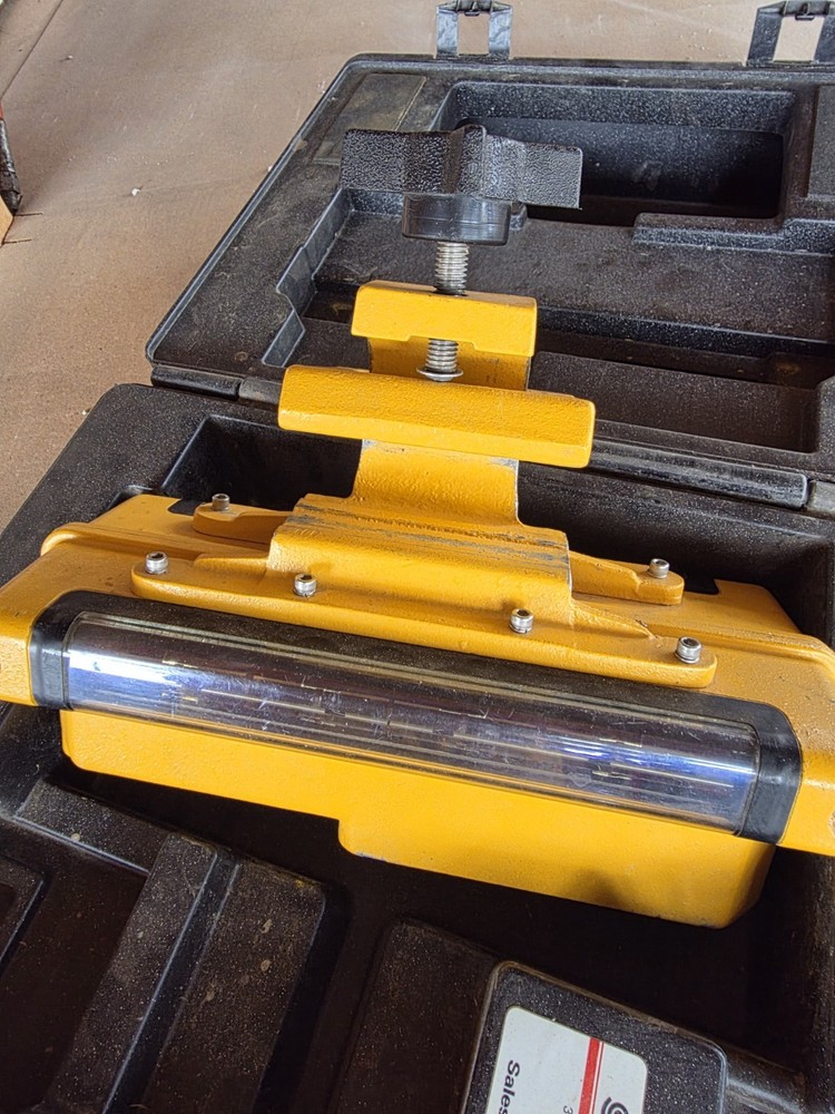 Spectra-Physics Grade-Eye Laser Sensor Model RD2S-L Receiver