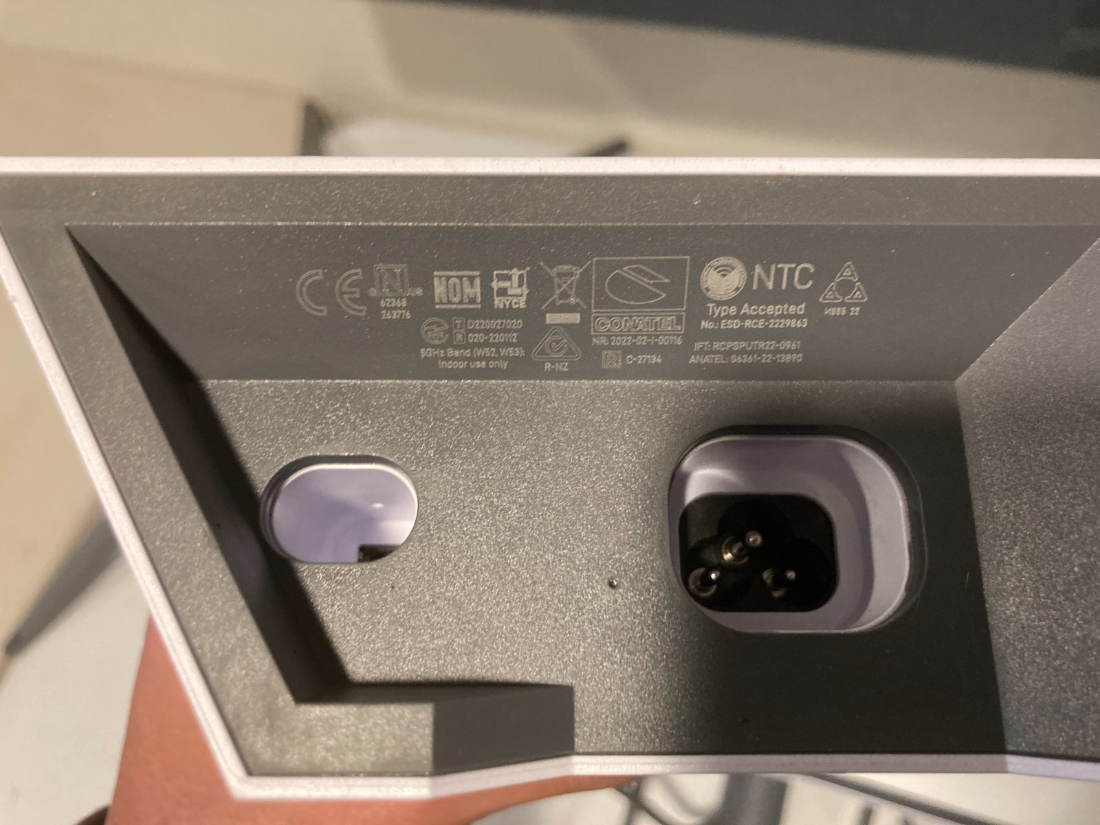 Starlink V2 Satellite Dish Kit with Router - UTA-212 & UTR-211 - Free worldwide