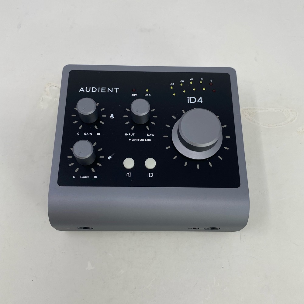 Audient iD4 MKII USB-C Audio Interface Black 2x2