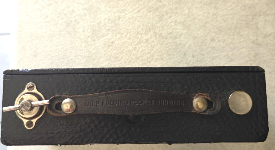 * 1907 Kodak No.2 Folding Pocket Brownie Model B Camera 120 Burgundy Red Bellows