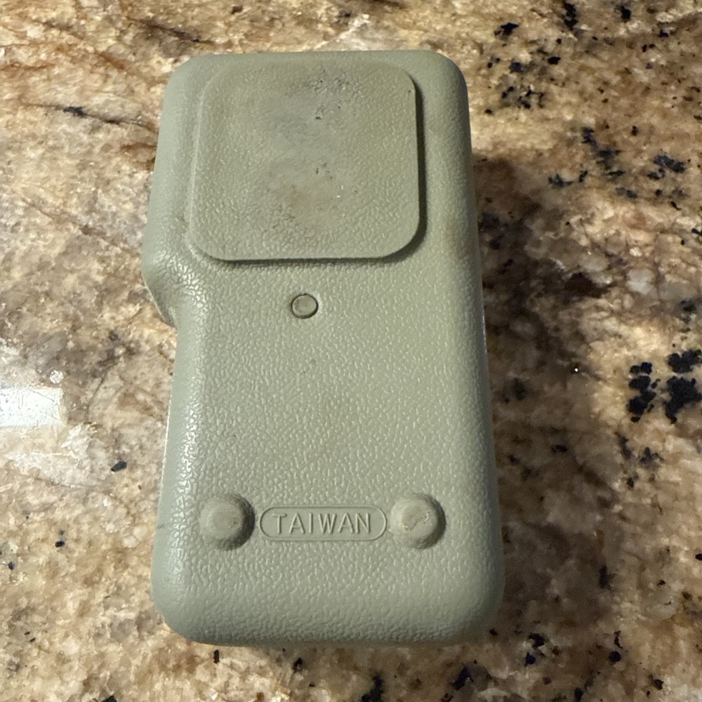 UEI Test Instruments EM200 Dual Input Digital Input Manometer with Case