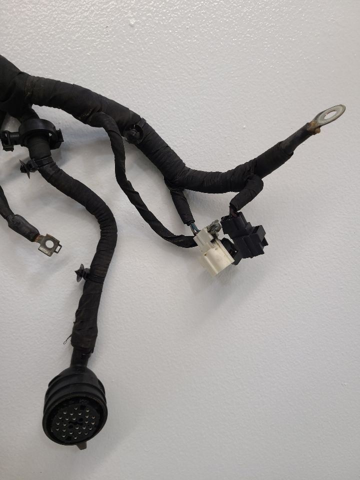 2014 2015 2016 2017 2018 JEEP CHEROKEE Engine Wire Harness