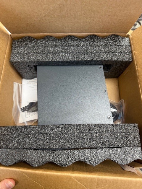 Extron DA4 HD 4K PLUS Distribution Amplifier