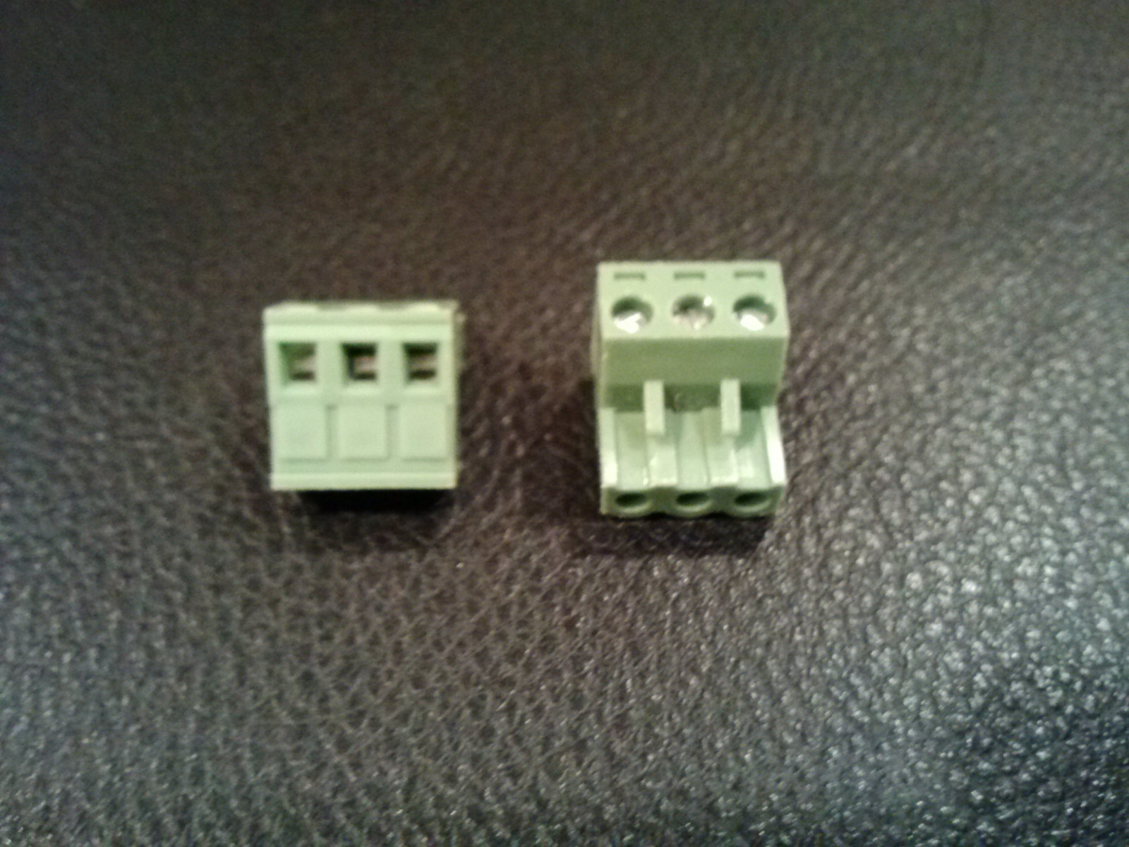 3-Pin Power Plug SOUNDSTREAM Equalizer Line Driver MPQ-5XO BX-10 BX-12 INT-2BX