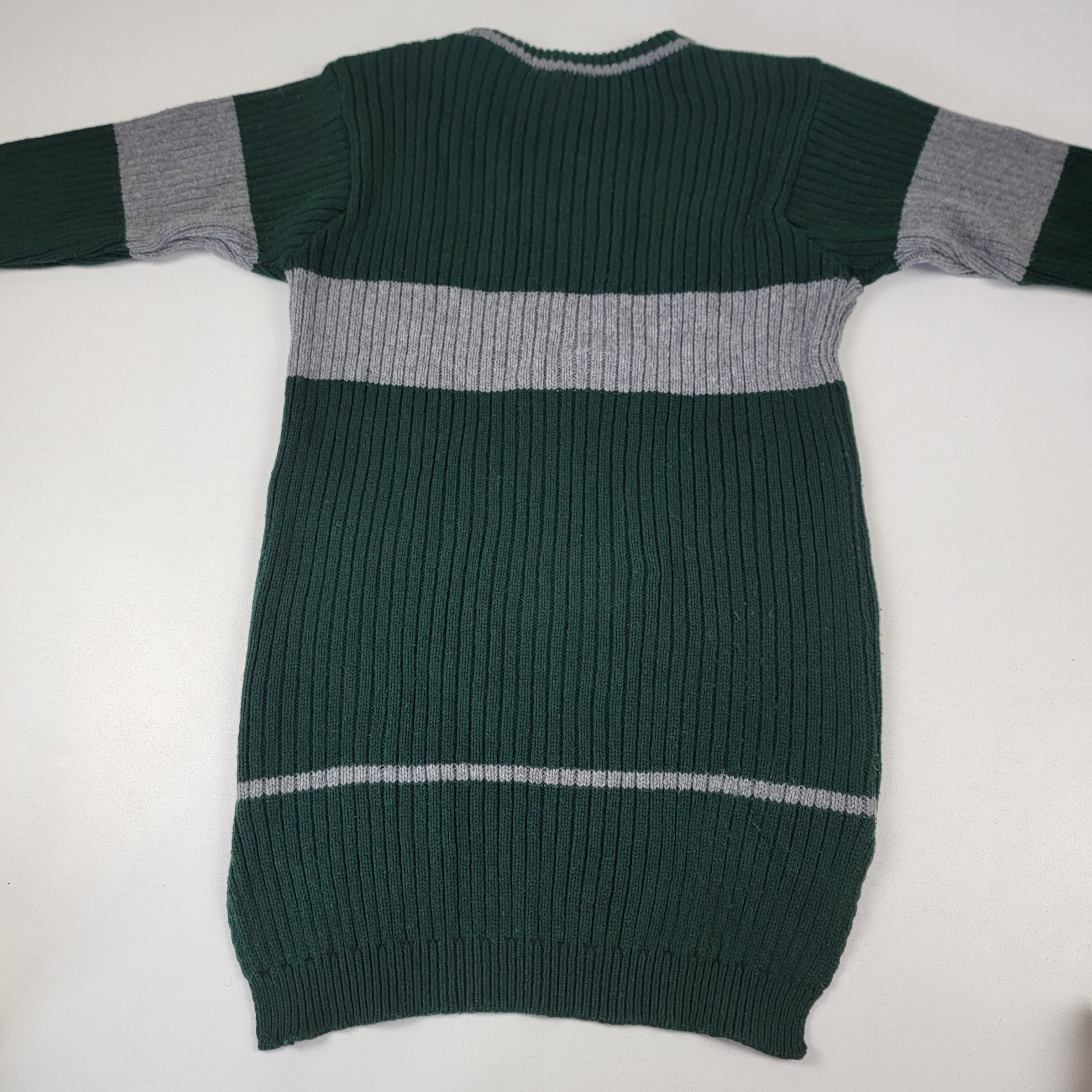 Wizarding World Harry Potter Slytherin Sweater Scotland Large Universal Studios