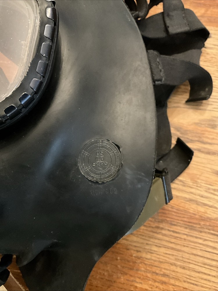 M40 Gas Mask Size Medium/large