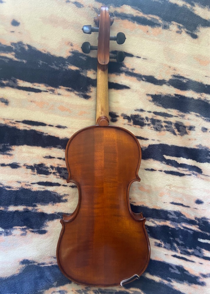 Mathias Thoma model 55-44 violin