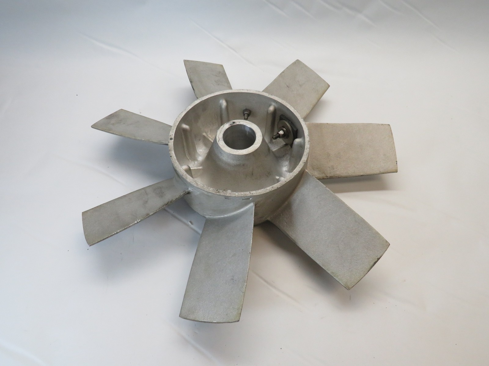 Twin City Fan AS-13421-1.5 Axial Fan Impeller 7-Blade 18" D 1-3/4" Bore USED