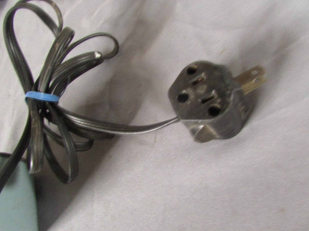 (2) Powerstat Variable Autotransformer Imput 120v output 0-132v UNTESTED e