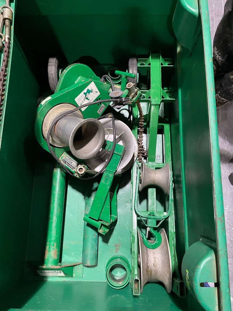 GREENLEE 676 WIRE PULLING TUGGER SYSTEM