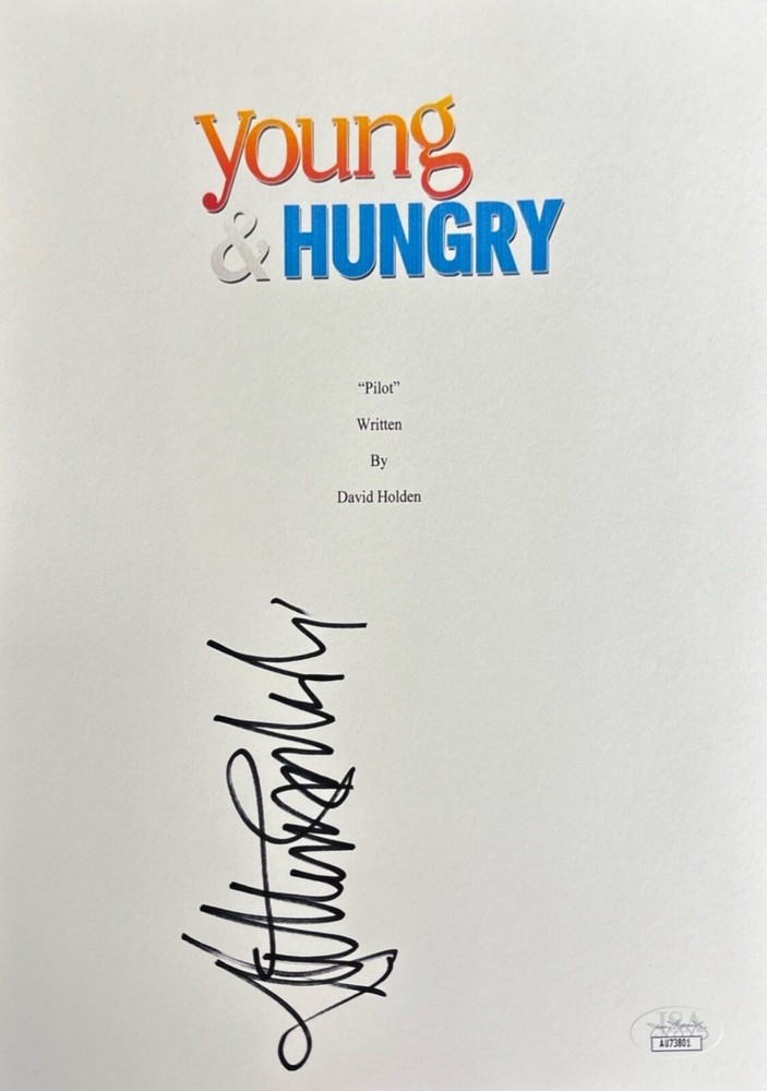 Jonathan Sadowski Signed Young & Hungry 8x10 Pilot Script Cover JSA AU73801