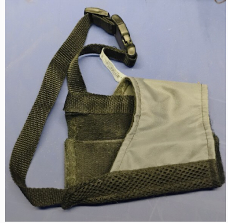 Everyay Nylon XL Dog Muzzle Adjustable Size Hook n Loop Help Training Aid