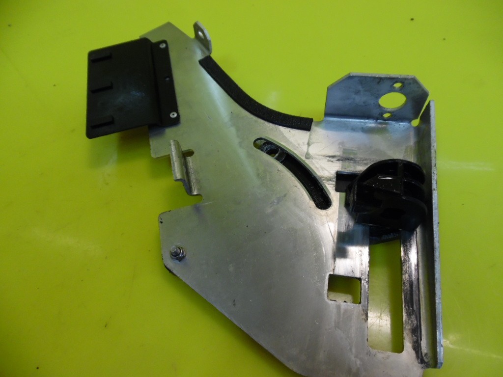 1995 95 SEADOO SEA DOO GTX 657 REVERSE SUPPORT PLATE