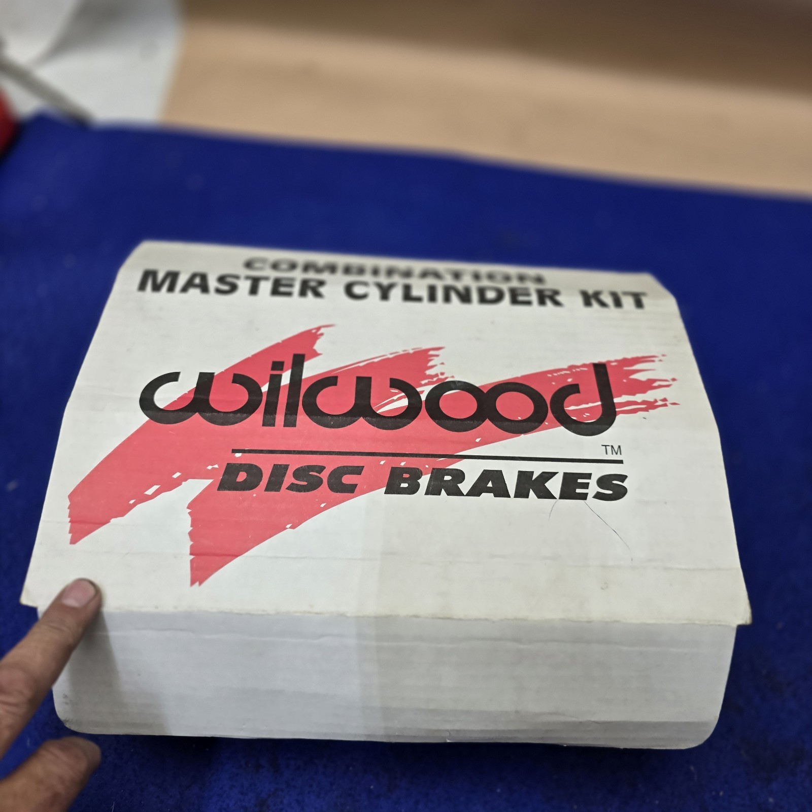 NASCAR Wilwood Master Cylinder Reservoir Remote Racing Parts Lot Hot Rod NEW