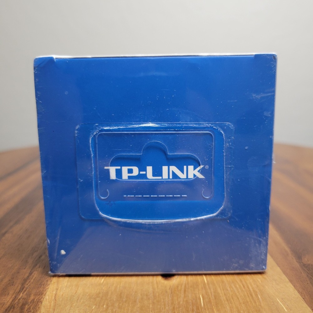 TP-Link HS100 Smart Wi-Fi Plug, 1 Pack White Sealed ~ Remote Access Control