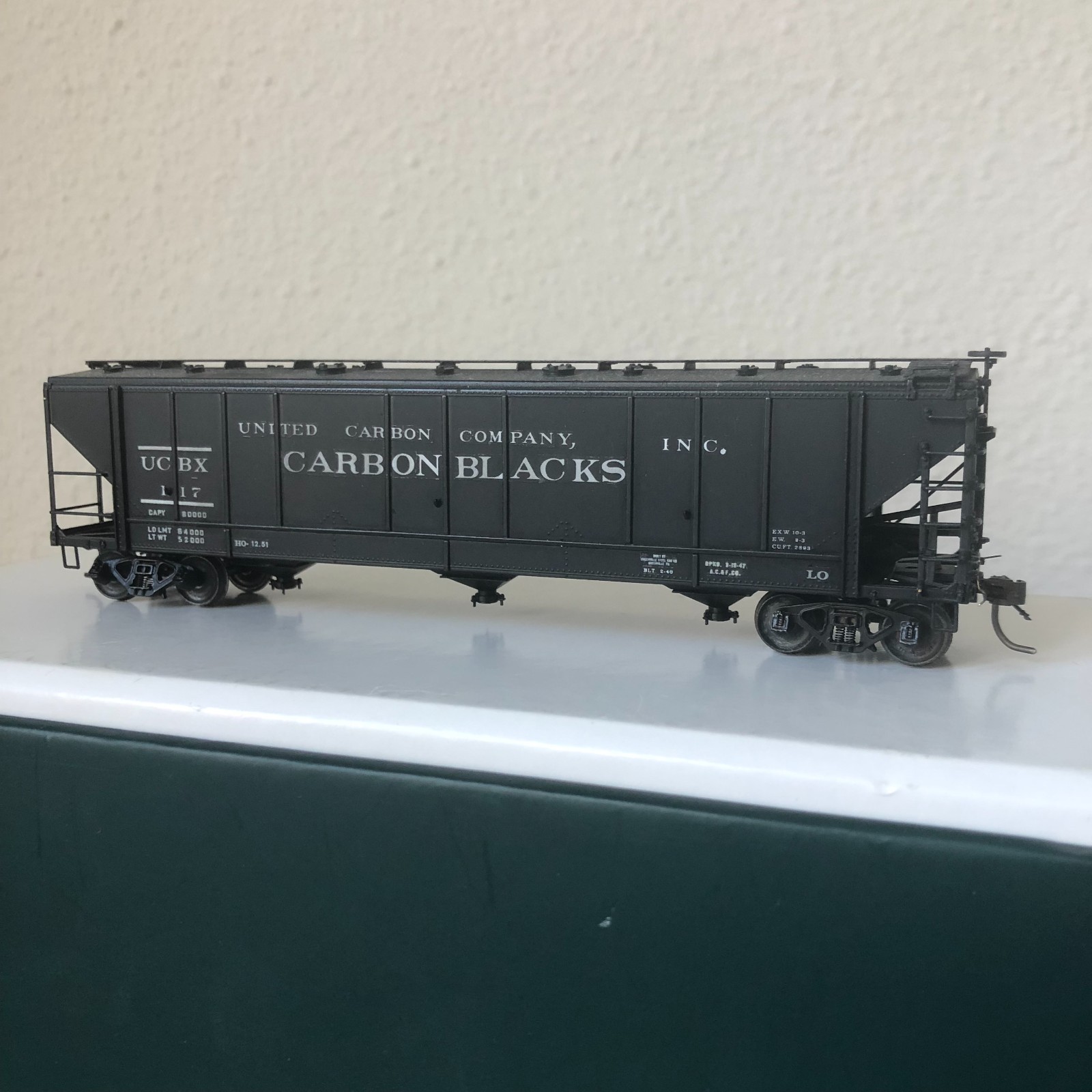 Overland Models HO Brass United Carbon Company Carbon Black UCBX 117 Covered Hop