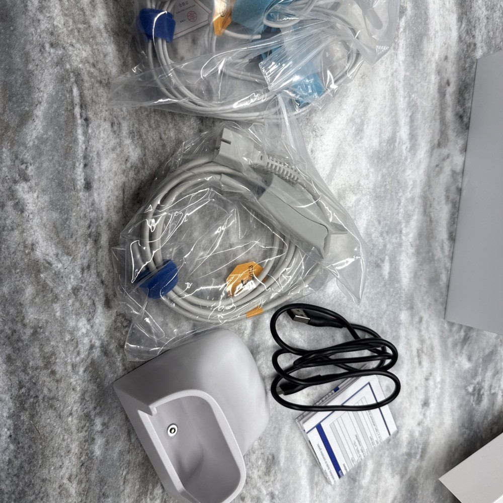 handheld pulse oximeter