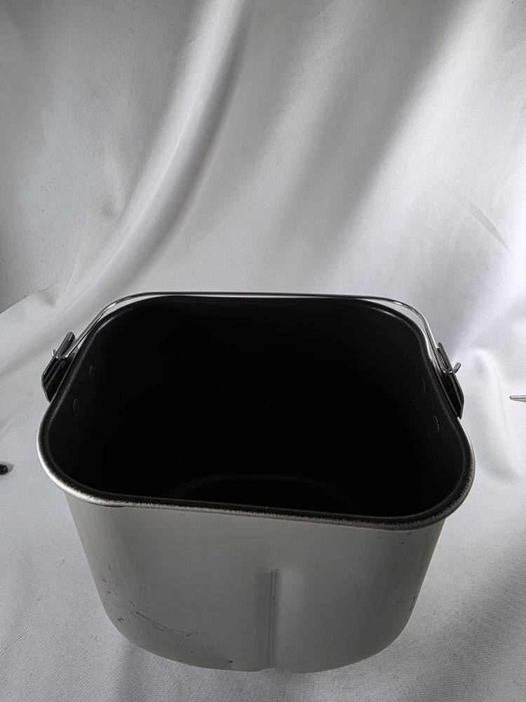 Sunbeam Bread Maker Replacement Pan Part Only Model 5891 No Paddle