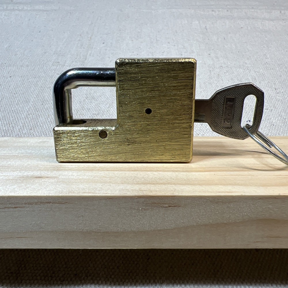 Trailer Coupler Lock 2 Position with one key BA￼