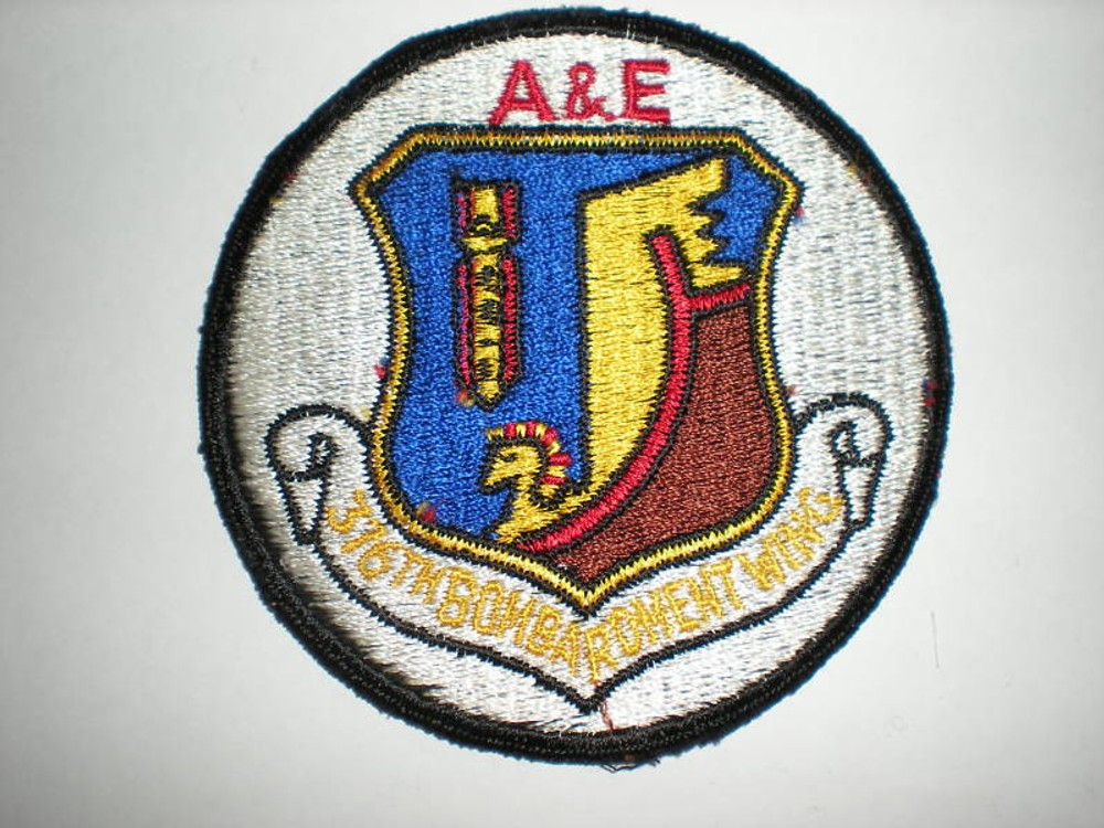 USAF 376TH ARMAMENT & ELECTRONICS MAINT SQ PATCH -COLOR