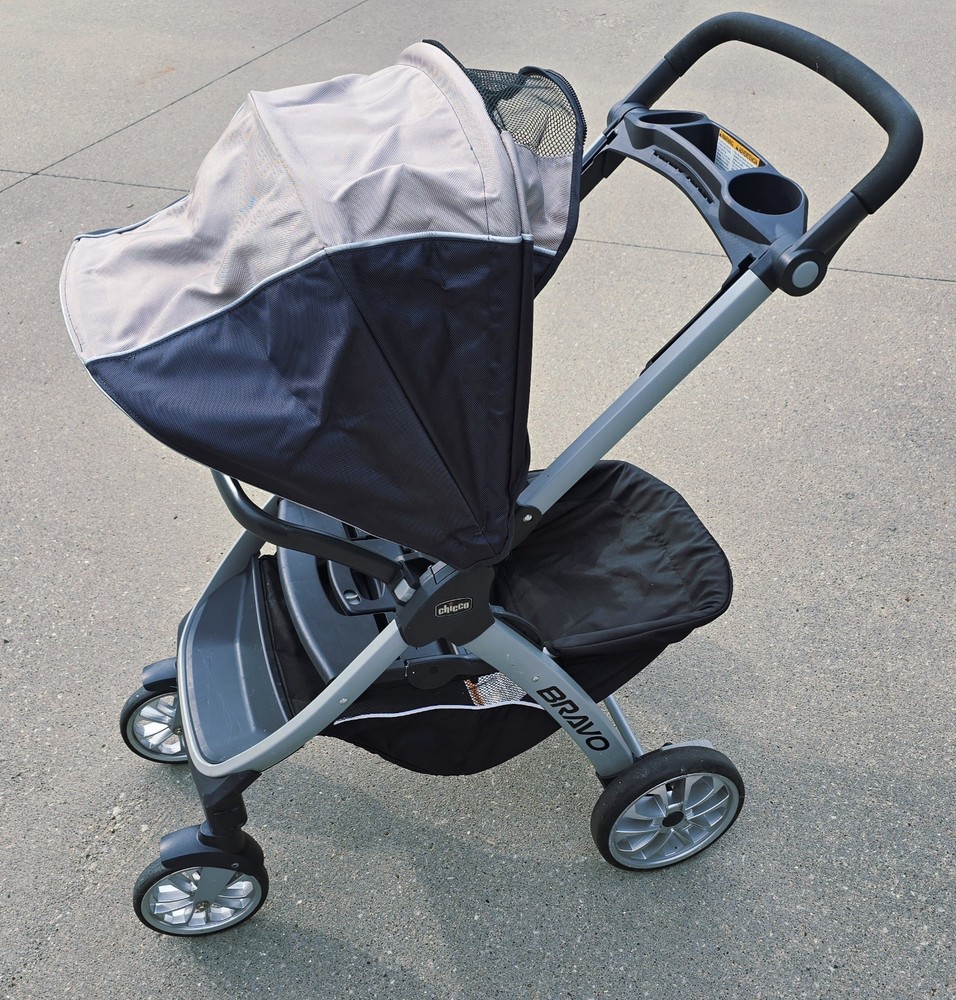 Chicco Collapsible Stroller (local pickup only)