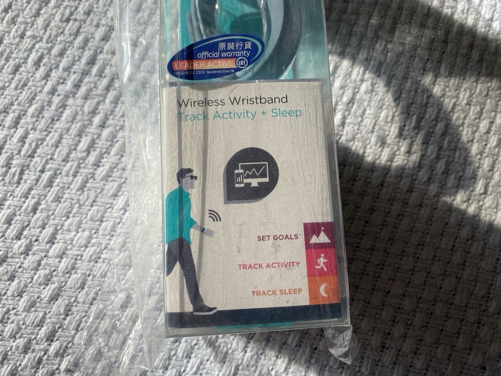 Fitbit Flex Green Wireless Activity Tracker Unopened New In Sealed Box