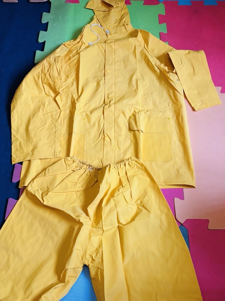 Endurance Rainmaster Two-piece Suit ,Yellow, Large