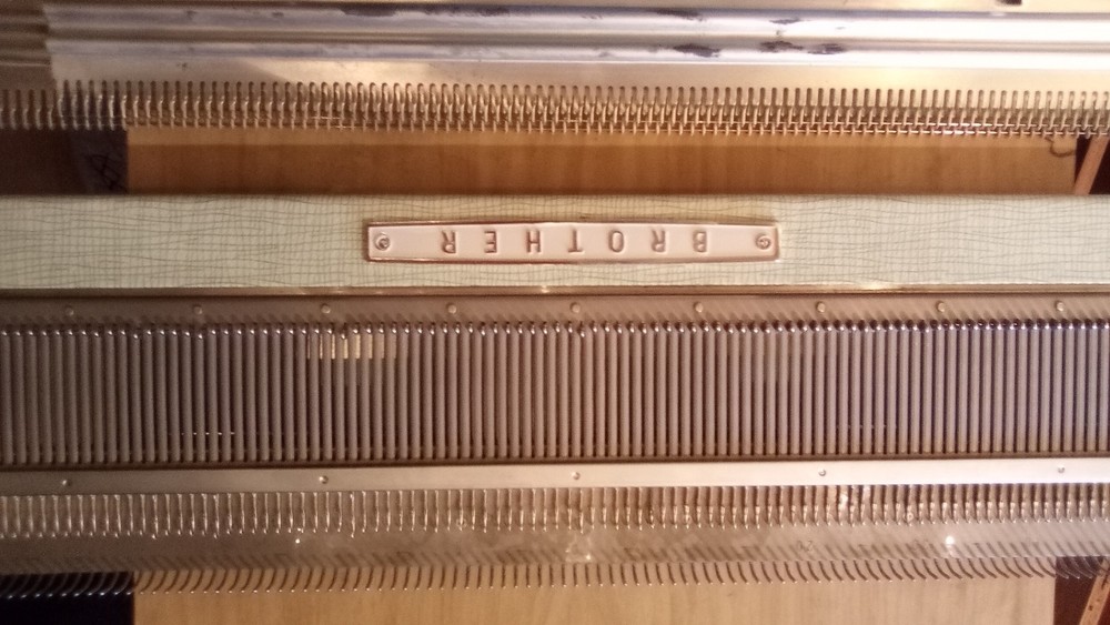 kr-551 Brother Ribber( Knitting Machine Accessory)