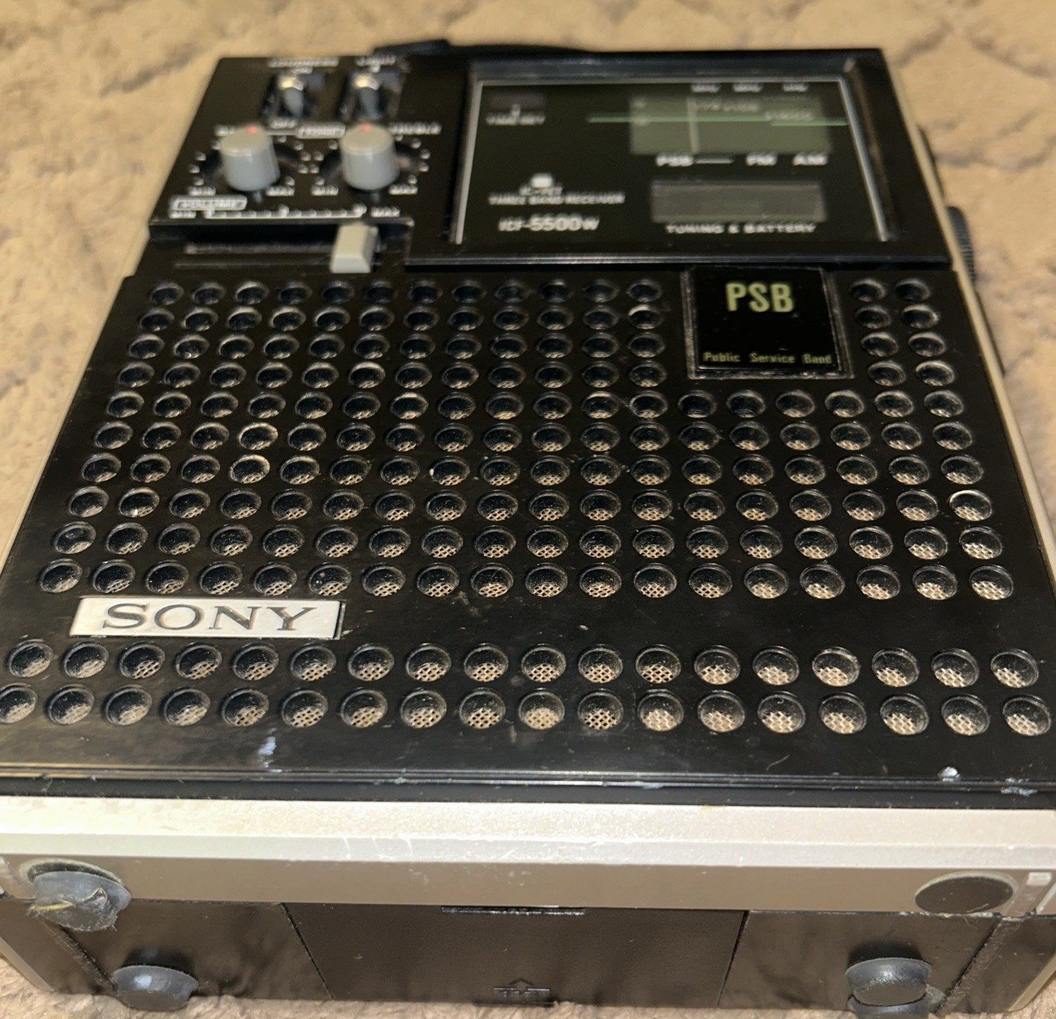 Sony ICF-5500w Three Band Receiver Partially Works For Parts