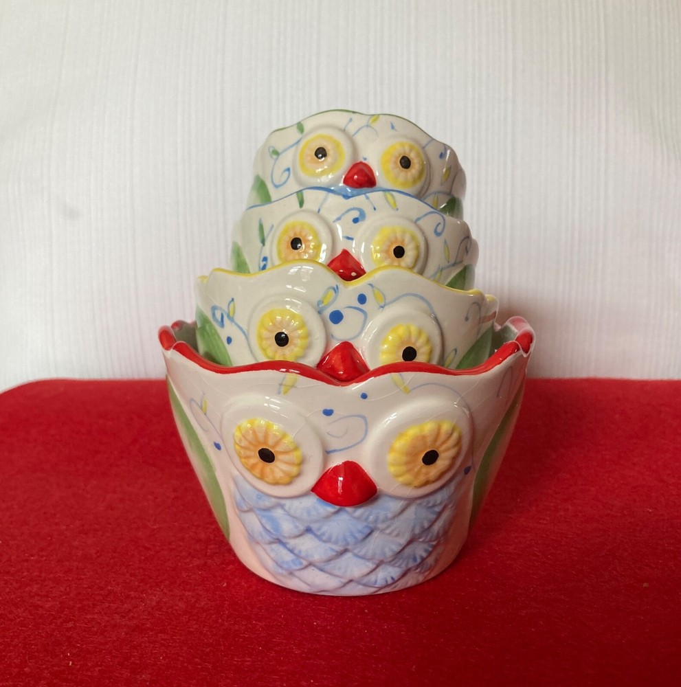 FUN GIFT Under $20 - 4 pc Nesting Owl Design Ceramic Measuring Cups EXCELLENT