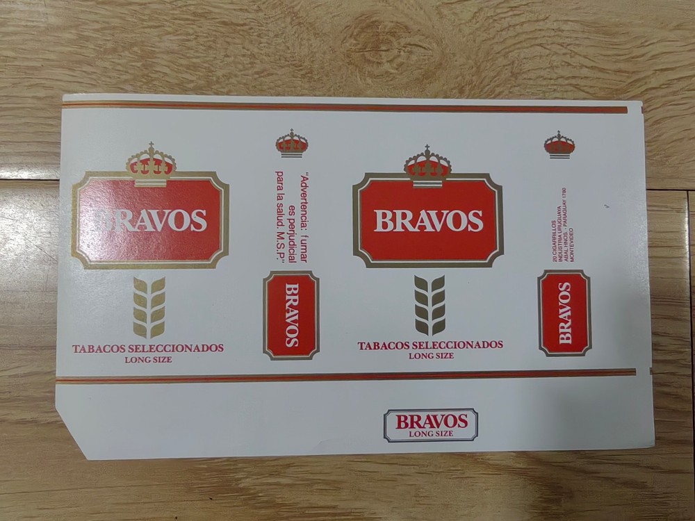 opened empty cigarette soft pack-Paraguay-84 mm--Bravos