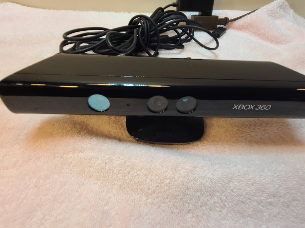 Xbox 360 Kinect Sensor Bar Camera Only Model 1414 w/ AC Power Adapter