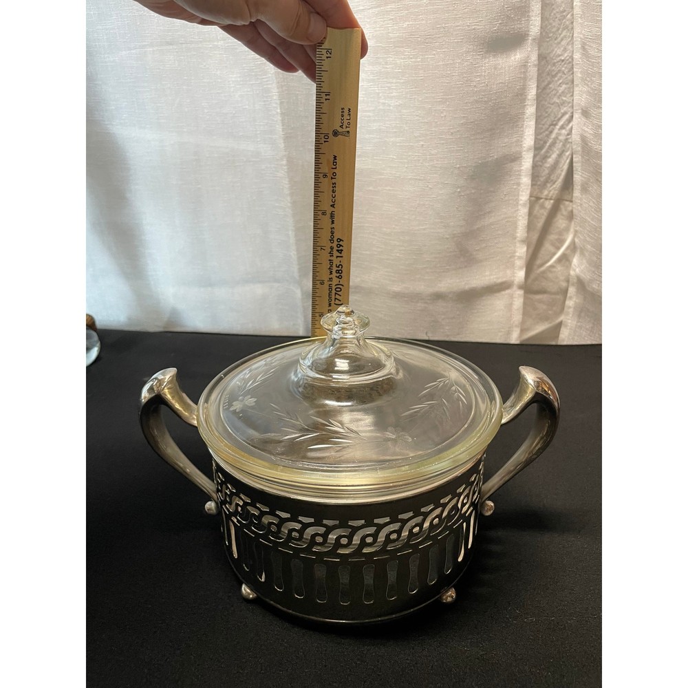 VINTAGE 1930's PYREX Serving Dish