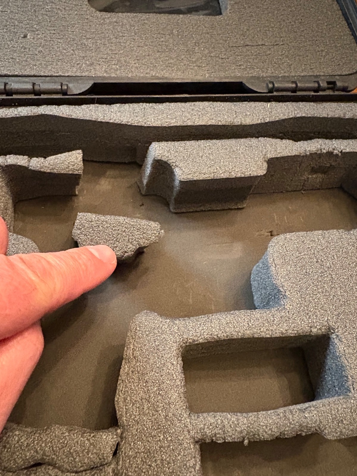 Springfield XDM Series Black Pistol & 2 Magazine OEM Hard Lockable Gun Case