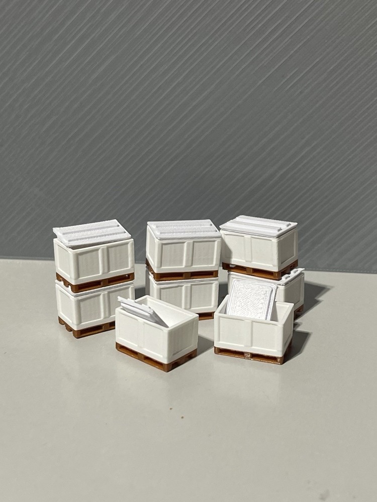 (8 Pack) 1:64 Scale Pallet With Crate Diorama Prop Accessory