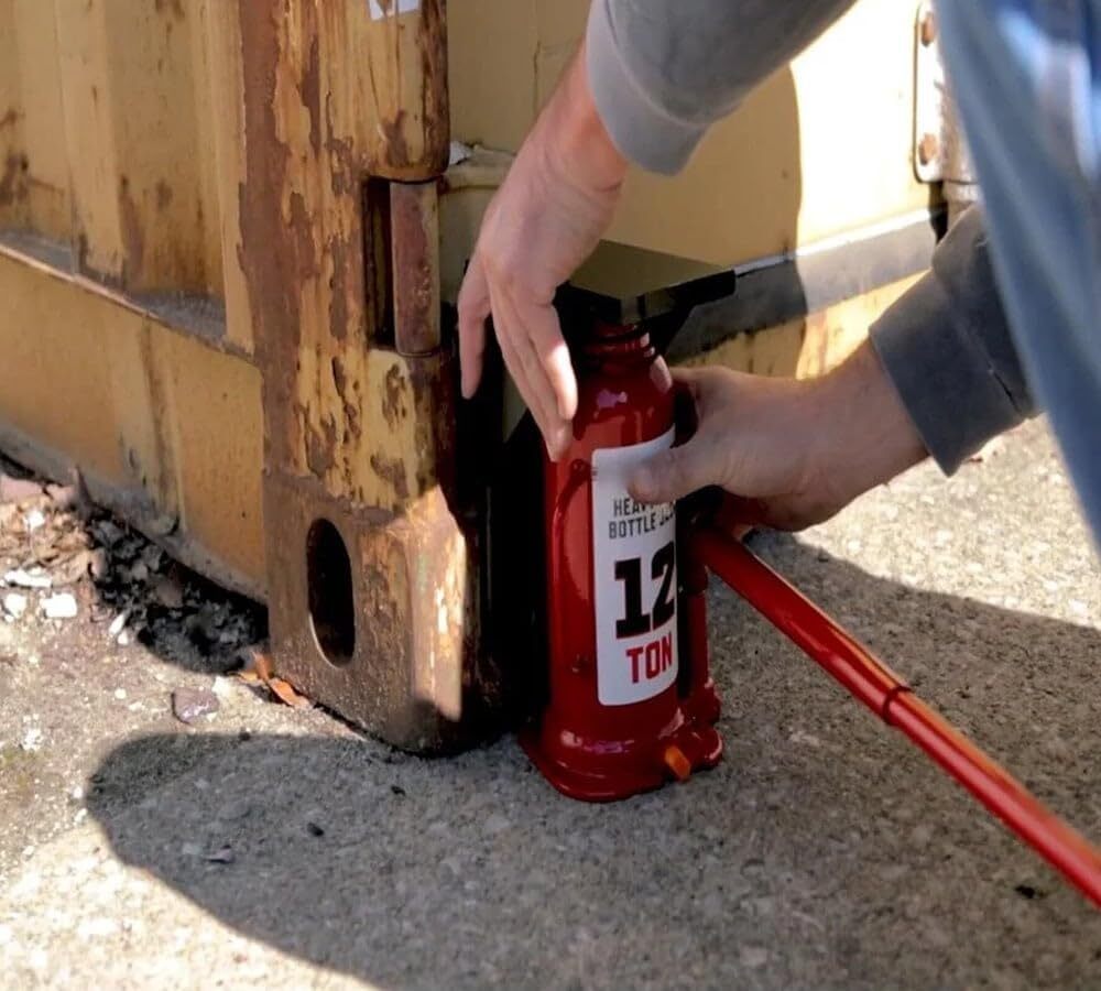 2Pack Upgrade Superior Shipping Container, Jack Lug, Jack Leveling Attachment US