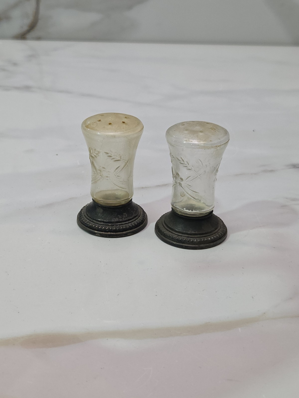 Vintage F.B. Rogers Sterling Silver Salt & Pepper Shakers #138 - Weighted